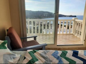 Karaburun'da Deniz Manzaralı Ferah Dubleks Villa